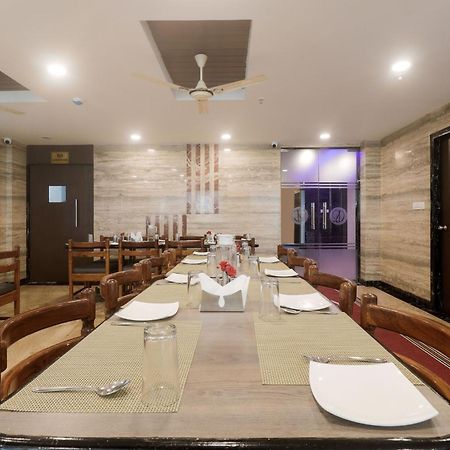 Townhouse Dj Grand Hotel Tirupati Bagian luar foto